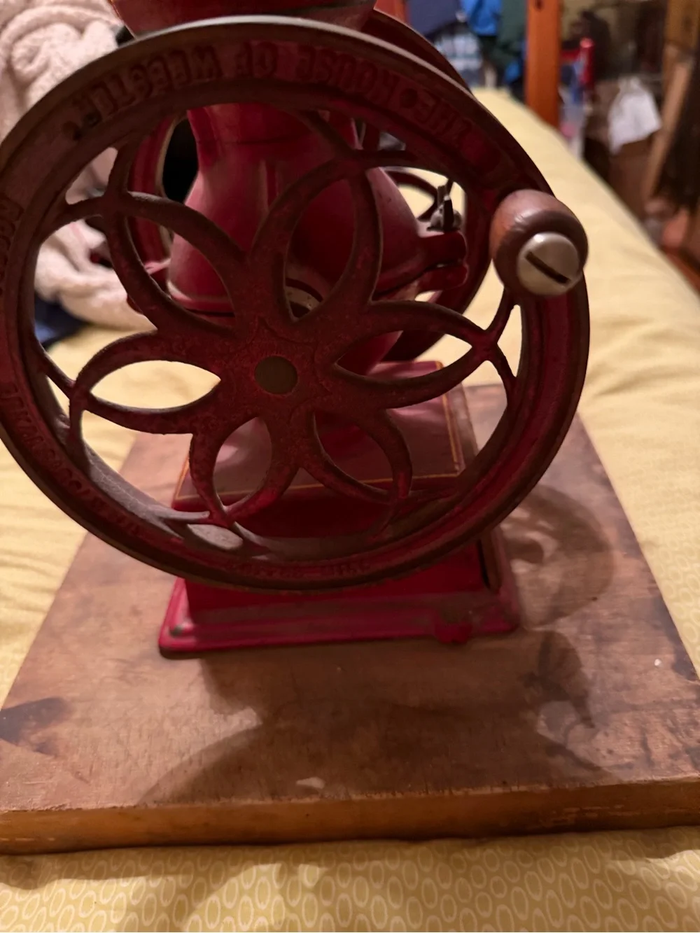 Red Vintage Manual Coffee Grinder - Classic Cast Iron Mill